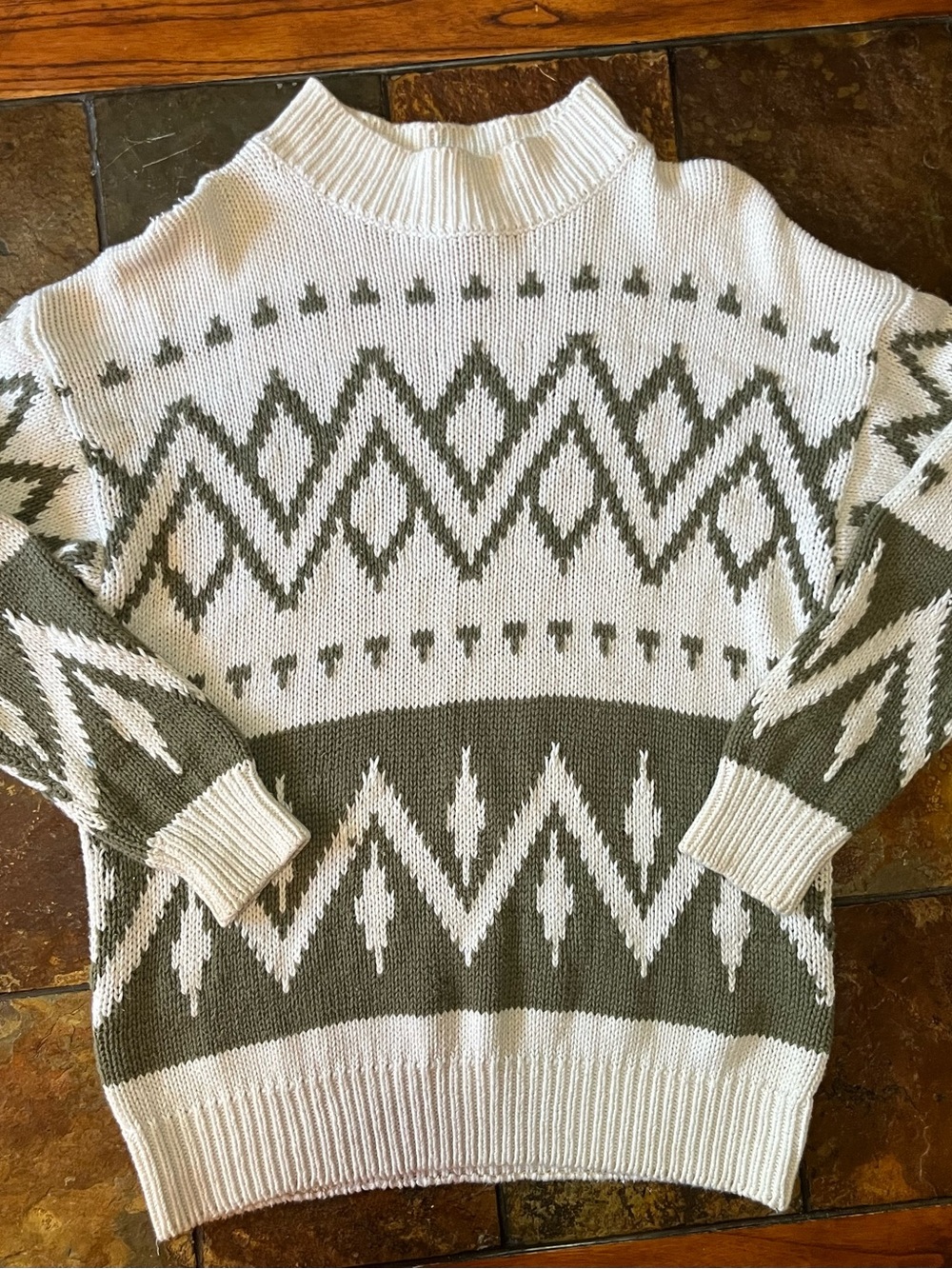 Vintage SML Sport Women's Cream and Olive Patterned Knit Sweater-Medium